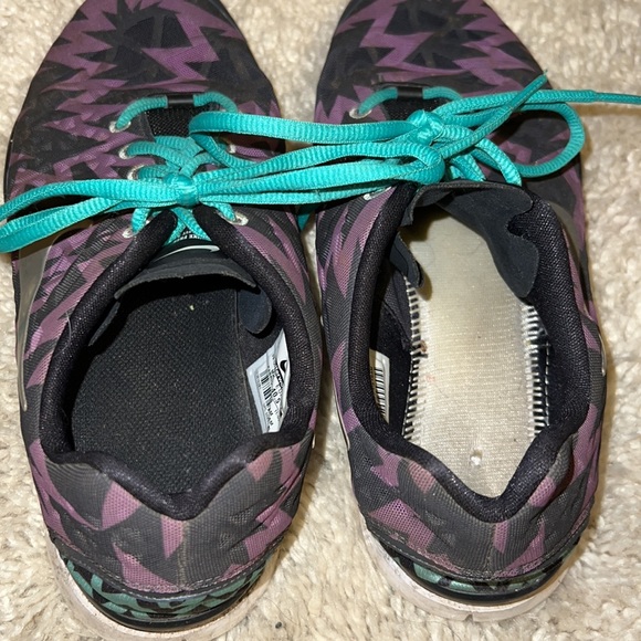 Well Worn Nike Shoes - Picture 3 of 3